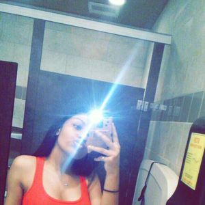 Meet your Posher, Myra